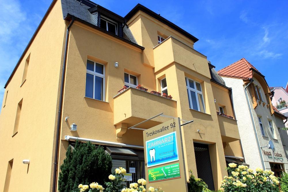 Отель Botschaft Берлин
